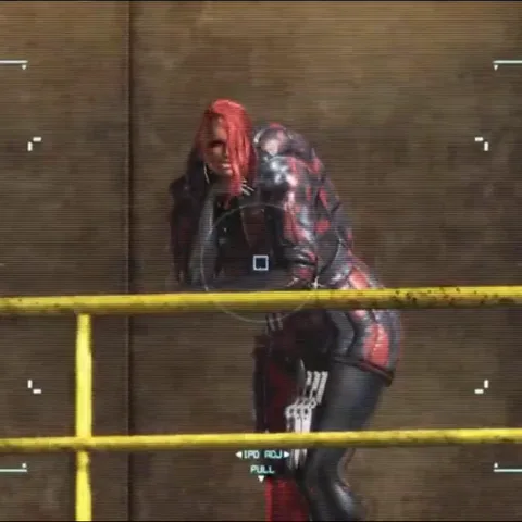 Анимация персонажа Рейдена из игры Metal Gear Rising: Revengeance. Персонаж с длинными рыжими волосами и в красном плаще стоит у желтых перил, касаясь лица рукой, на фоне индустриальной стены.