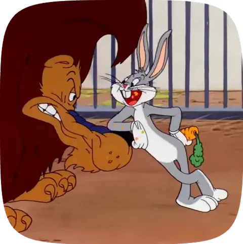 Анимация: серый кролик с морковкой подмигивает со словами «What's up, doc», а позади него из дерева высовывается разъяренный рыжий персонаж.