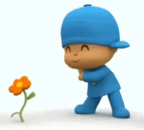 Анимация, где персонаж Pocoyo в синем костюме крутится и танцует на белом фоне, слева от него растет цветок.