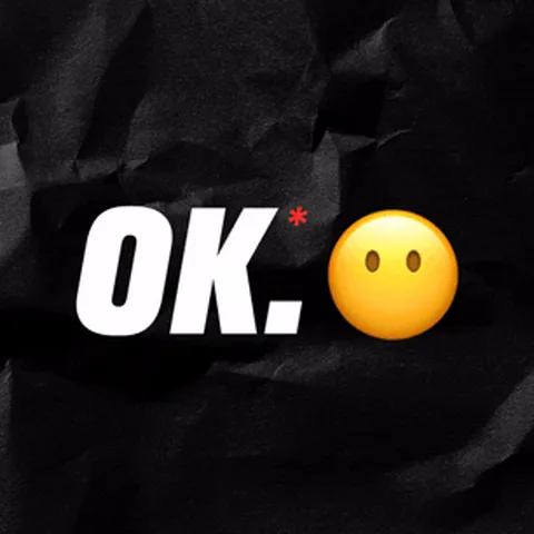 Смена кадров с текстом OK на черном фоне и фразой Это обычное согласие на белом фоне.