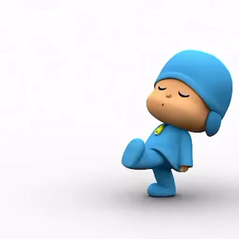 3D-персонаж Pocoyo с закрытыми глазами поднимает ногу в танце на белом фоне.