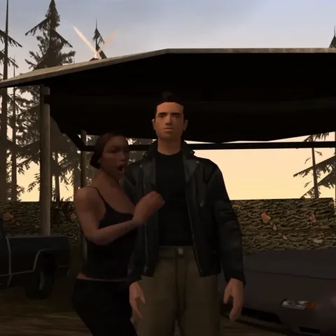 Анимация из игры GTA San Andreas: девушка с темными волосами в черном топе обнимает со спины высокого парня в черной кожаной куртке и светлых брюках. Они стоят под навесом на фоне хвойного леса.