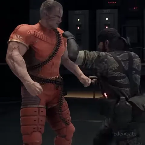 Анимация из игры Metal Gear Solid Delta: Snake в камуфляже хватает лысого солдата в оранжевой форме и бросает его на землю, вызывая эффект искр.