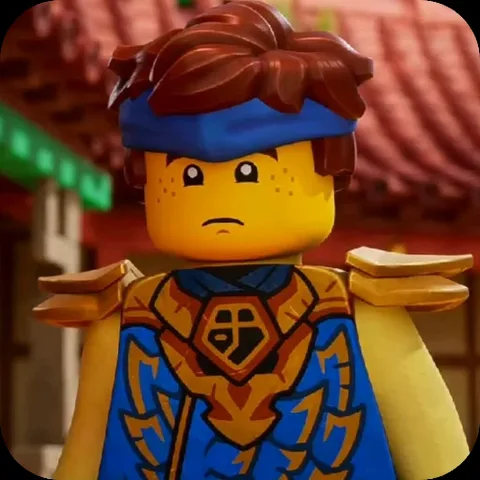 Анимация персонажа Джея из LEGO Ninjago в боевой броне с грустным лицом на фоне храма.