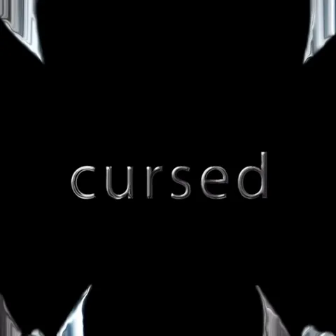 Анимация с металлическими зубами и текстом cursed, переходящая в красное свечение.