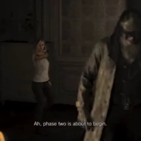 Анимация из игры The Evil Within 2: Виктор Гидеон в маске идёт к камере, а Степани в белом топе целится в него из пистолета.