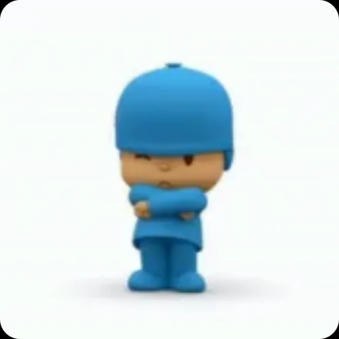 Синий персонаж Pocoyo стоит с закрытыми глазами и скрещенными руками, слегка раскачиваясь в такт музыке.